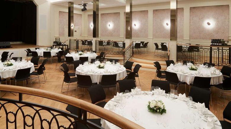 <b>Iceland Parliament Hotel, Curio Hilton Meeting</b>. Images powered by <a href="https://iceportal.shijigroup.com/" title="IcePortal" target="_blank">IcePortal</a>.