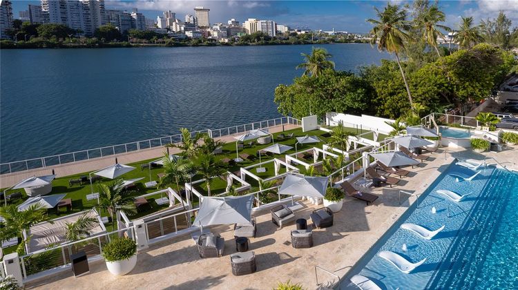 Hilton Garden Inn San Juan Condado Pool