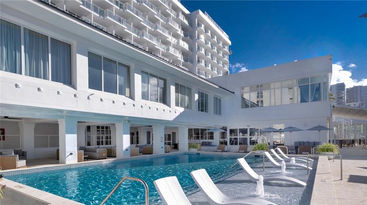 Hilton Garden Inn San Juan Condado Pool