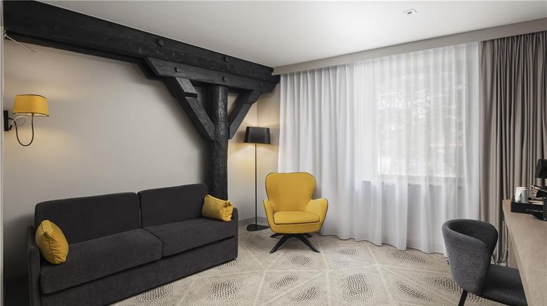 <b>Hilton Garden Inn Paris La Villette Room</b>. Images powered by <a href="https://iceportal.shijigroup.com/" title="IcePortal" target="_blank">IcePortal</a>.