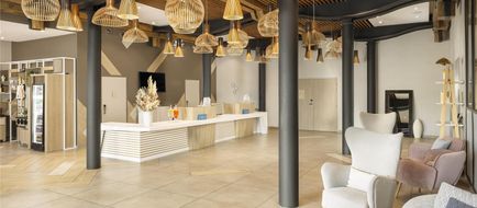 Hilton Garden Inn Paris La Villette Lobby
