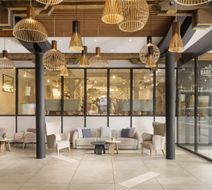 Hilton Garden Inn Paris La Villette Lobby