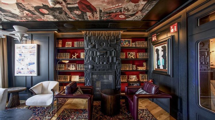 Hotel Montera Madrid, Curio Collection Lobby