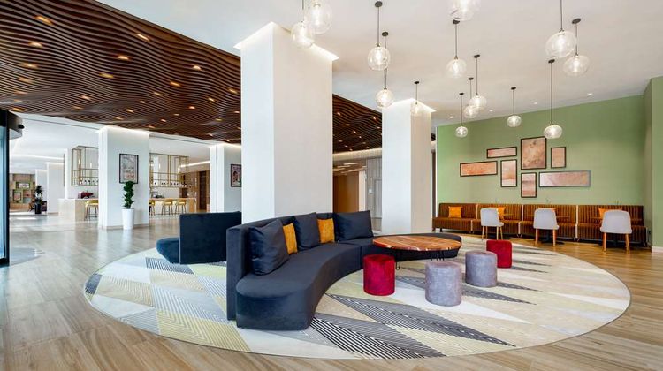 Hilton Garden Inn Samarkand Lobby