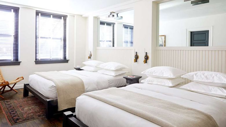 <b>The Neptune Hotel Room</b>. Images powered by <a href="https://iceportal.shijigroup.com/" title="IcePortal" target="_blank">IcePortal</a>.