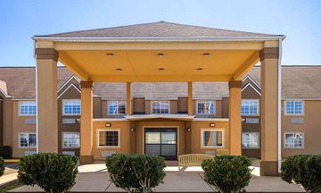Days Inn by Wyndham Jackson