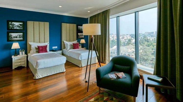 The Waverly - Hotel & Residences Suite
