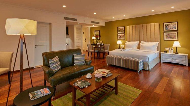 The Waverly - Hotel & Residences Room