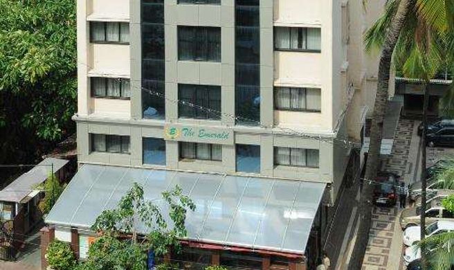 The Emerald - Hotel & Executive Apts Exterior