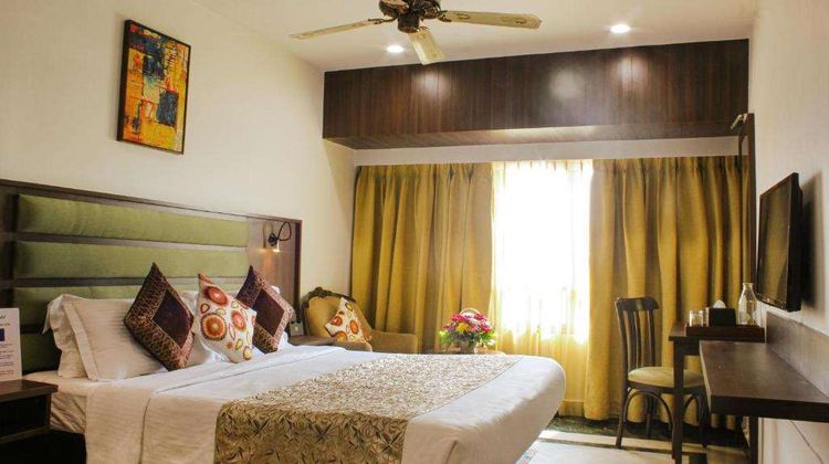 The Emerald - Hotel & Executive Apts Room