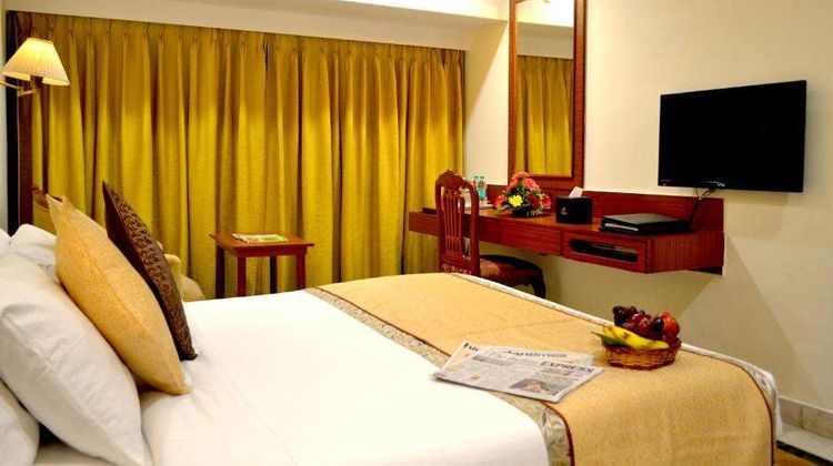 The Emerald - Hotel & Executive Apts Room