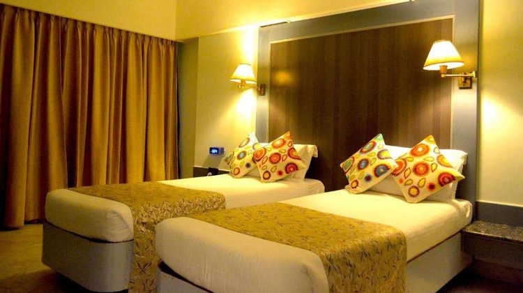 The Emerald - Hotel & Executive Apts Room