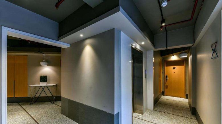 <b>Hotel Indie Stays Lobby</b>. Images powered by <a href="https://iceportal.shijigroup.com/" title="IcePortal" target="_blank">IcePortal</a>.
