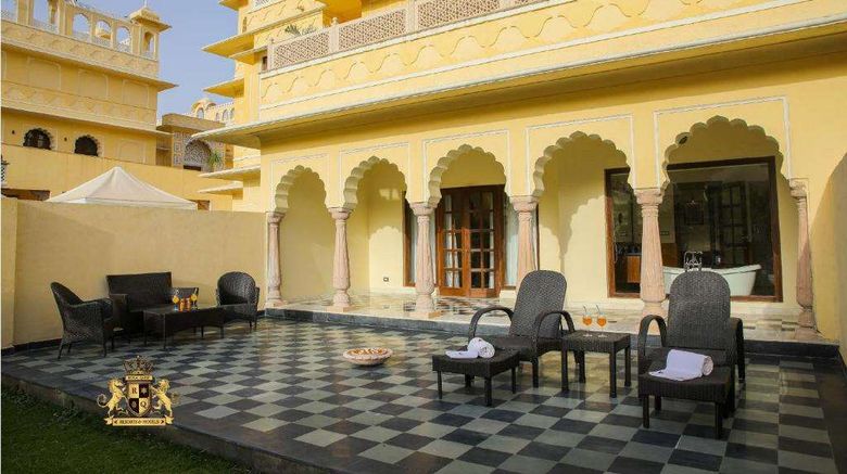 <b>Royal Quest Resorts Room</b>. Images powered by <a href="https://iceportal.shijigroup.com/" title="IcePortal" target="_blank">IcePortal</a>.