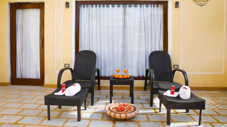 <b>Royal Quest Resorts Room</b>. Images powered by <a href="https://iceportal.shijigroup.com/" title="IcePortal" target="_blank">IcePortal</a>.