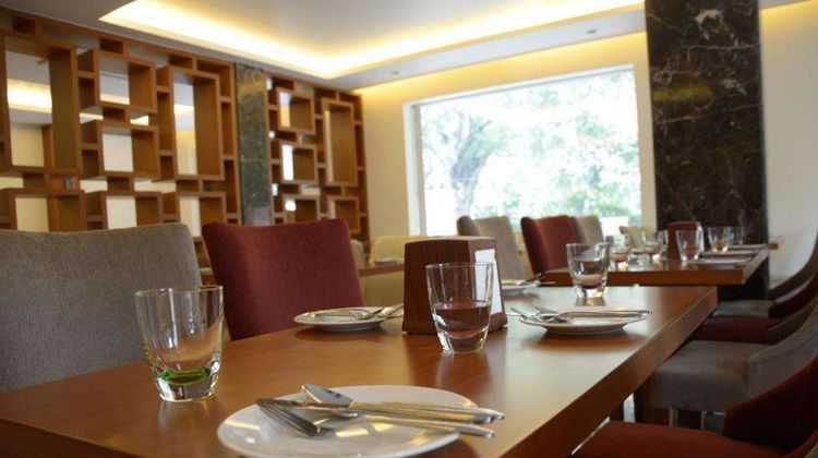 Hotel Connaught Royale Restaurant
