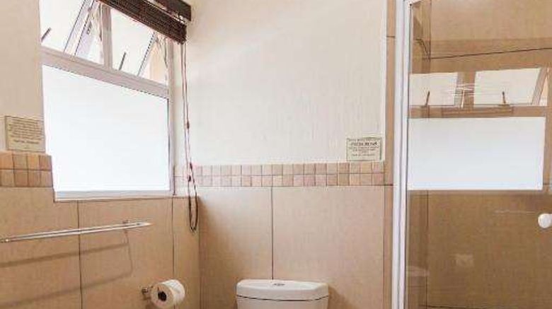 <b>Umthunzi Hotel & Conference Room</b>. Images powered by <a href="https://iceportal.shijigroup.com/" title="IcePortal" target="_blank">IcePortal</a>.