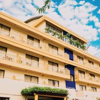 Peninsula Hotel