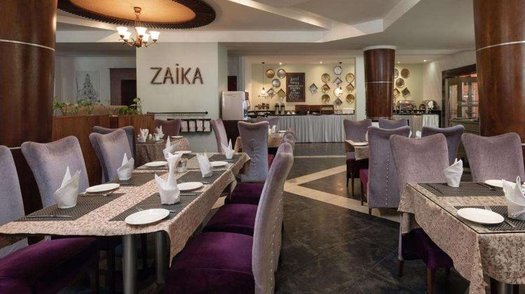 Peninsula Hotel Restaurant