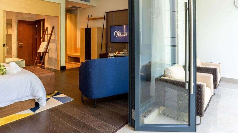 <b>The Quorum Room</b>. Images powered by <a href="https://iceportal.shijigroup.com/" title="IcePortal" target="_blank">IcePortal</a>.