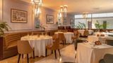 <b>The Quorum Restaurant</b>. Images powered by <a href="https://iceportal.shijigroup.com/" title="IcePortal" target="_blank">IcePortal</a>.