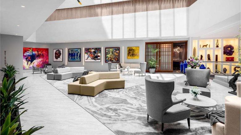 <b>The Art Hotel Lobby</b>. Images powered by <a href="https://iceportal.shijigroup.com/" title="IcePortal" target="_blank">IcePortal</a>.
