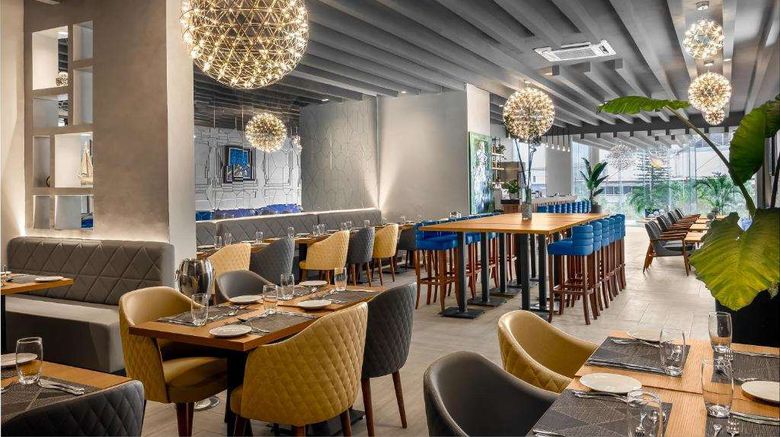 <b>The Art Hotel Restaurant</b>. Images powered by <a href="https://iceportal.shijigroup.com/" title="IcePortal" target="_blank">IcePortal</a>.