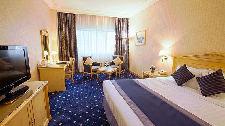 <b>Capitol Hotel Room</b>. Images powered by <a href="https://iceportal.shijigroup.com/" title="IcePortal" target="_blank">IcePortal</a>.