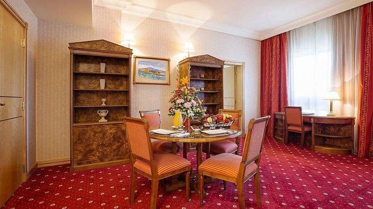 Capitol Hotel Room