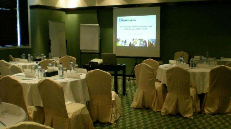 <b>L'Arabia Hotel Apartments Meeting</b>. Images powered by <a href="https://iceportal.shijigroup.com/" title="IcePortal" target="_blank">IcePortal</a>.