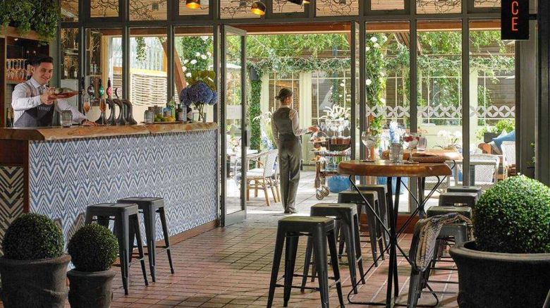 <b>Newpark Hotel Restaurant</b>. Images powered by <a href="https://iceportal.shijigroup.com/" title="IcePortal" target="_blank">IcePortal</a>.