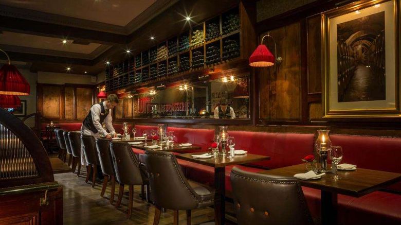 <b>Newpark Hotel Restaurant</b>. Images powered by <a href="https://iceportal.shijigroup.com/" title="IcePortal" target="_blank">IcePortal</a>.