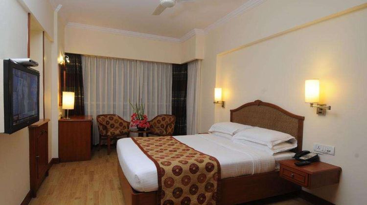 Fariyas Hotel Mumbai Room