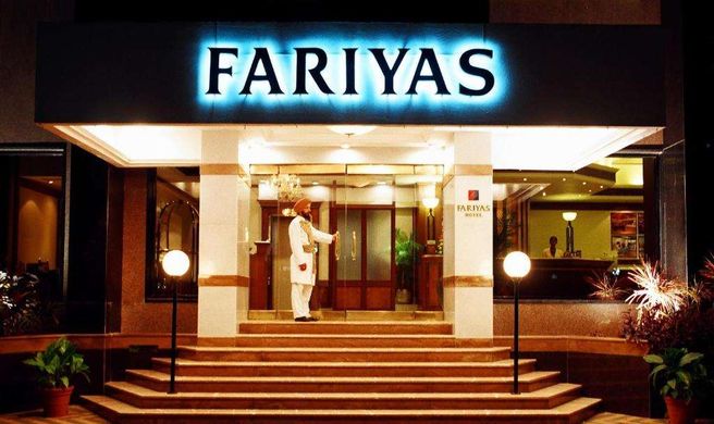 Fariyas Hotel Mumbai Exterior