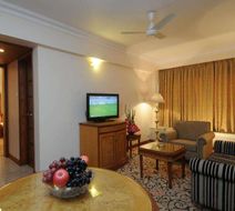Fariyas Hotel Mumbai Room