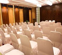 Fariyas Hotel Mumbai Room