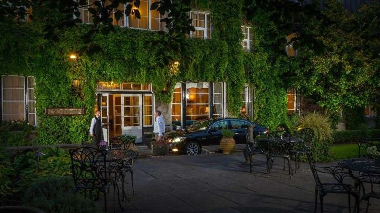 Old Ground Hotel Exterior. Images powered by <a href="https://iceportal.shijigroup.com" target="_blank" rel="noopener">Ice Portal</a>.