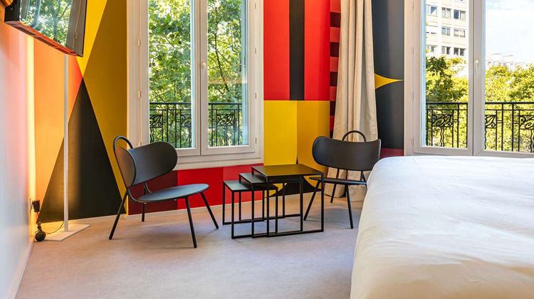 Graphik Montparnasse Hotel Room
