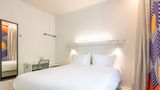 <b>Graphik Montparnasse Hotel Room</b>. Images powered by <a href="https://iceportal.shijigroup.com/" title="IcePortal" target="_blank">IcePortal</a>.