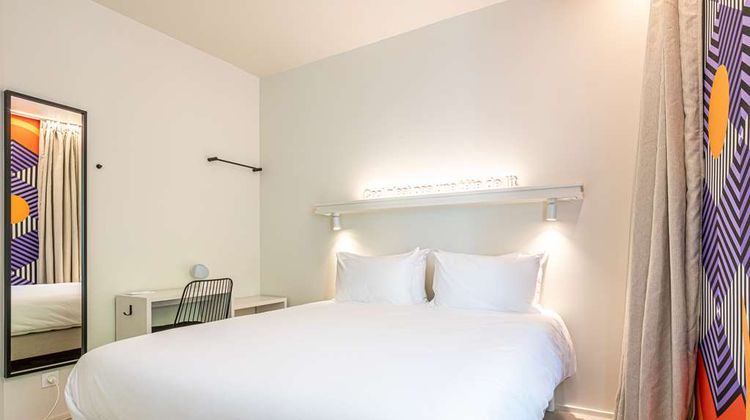Graphik Montparnasse Hotel Room