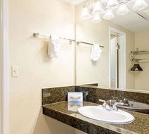 Wendover Nugget Hotel & Casino Room