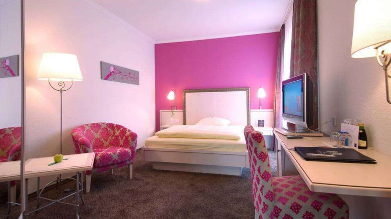 <b>Ringhotel Appelbaum Guetersloh Room</b>. Images powered by <a href="https://iceportal.shijigroup.com/" title="IcePortal" target="_blank">IcePortal</a>.