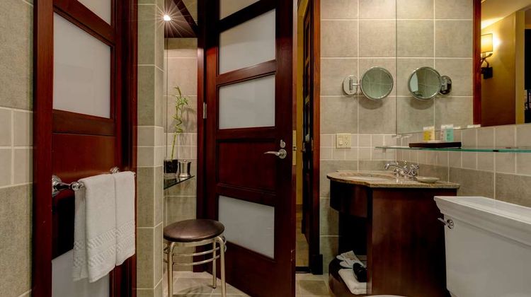 Library Hotel Room