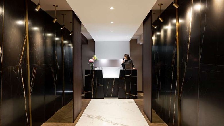 <b>Howard sur Seine Lobby</b>. Images powered by <a href="https://iceportal.shijigroup.com/" title="IcePortal" target="_blank">IcePortal</a>.
