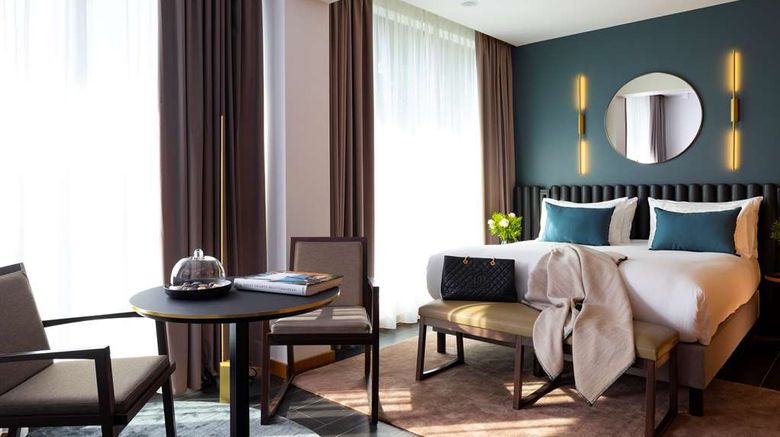 <b>Howard sur Seine Suite</b>. Images powered by <a href="https://iceportal.shijigroup.com/" title="IcePortal" target="_blank">IcePortal</a>.