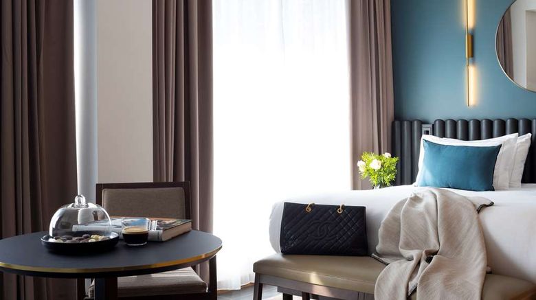 <b>Howard sur Seine Suite</b>. Images powered by <a href="https://iceportal.shijigroup.com/" title="IcePortal" target="_blank">IcePortal</a>.