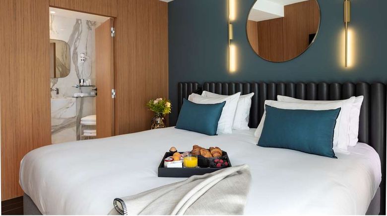 <b>Howard sur Seine Suite</b>. Images powered by <a href="https://iceportal.shijigroup.com/" title="IcePortal" target="_blank">IcePortal</a>.