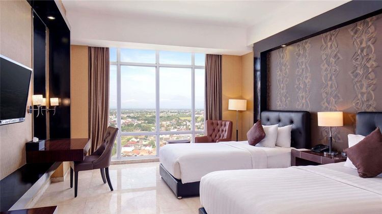 Grand Mercure Solo Baru Exterior
