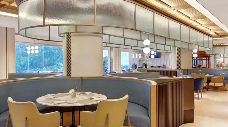 Grand Mercure Solo Baru Restaurant