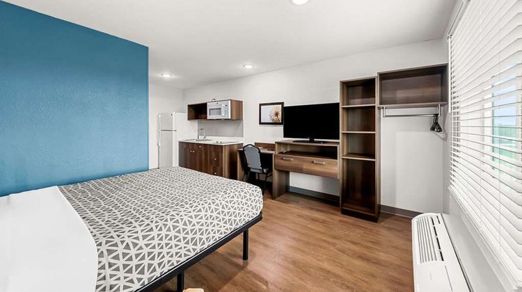 WoodSpring Suites Hudson Port Room